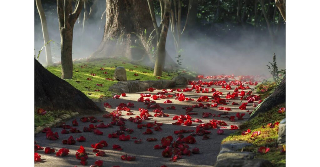 Hotel Chinzanso Tokyo Celebrates the Annual Bloom on Historic Camellia Mountain